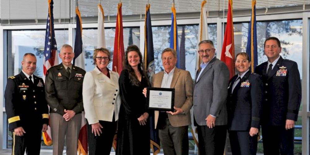 Above and Beyond Award for Support of Guard and Reserve