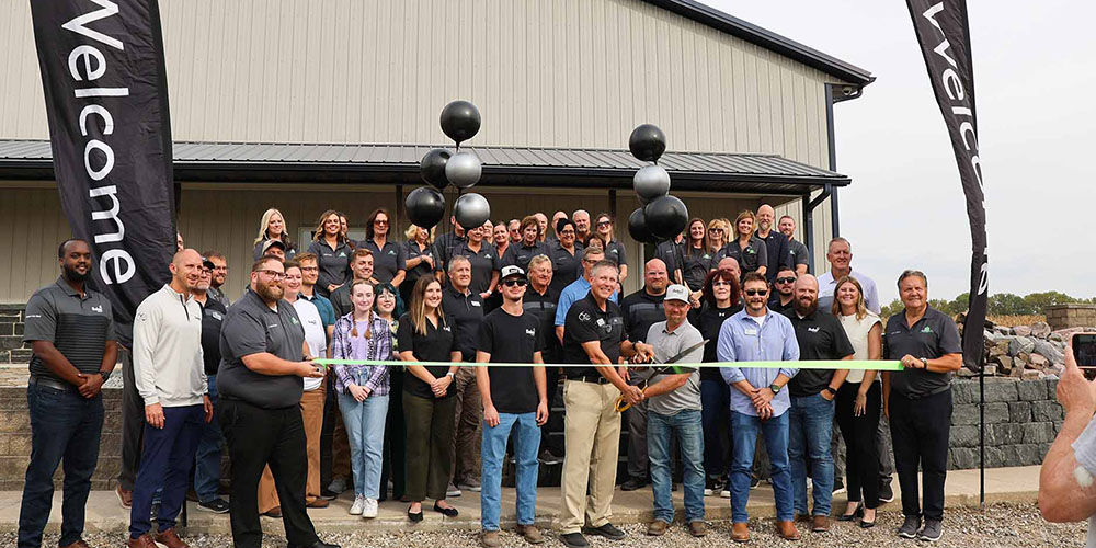 Fort Dodge Ribbon Cutting