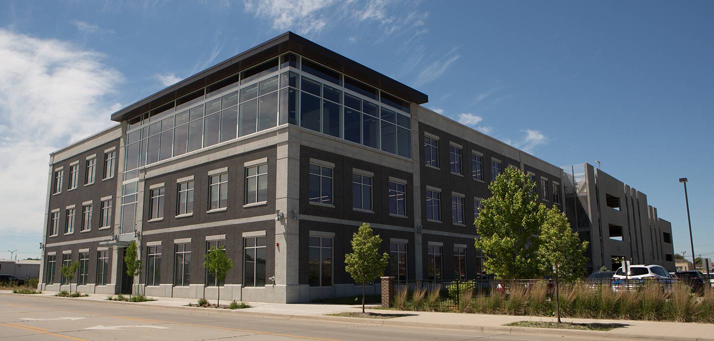 220 SE 6th Multi-Use Building & Ramp